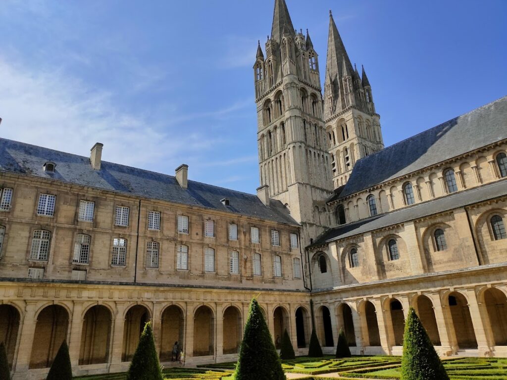 Abbey of Saint-Étienne, Caen: A Norman Benedictine Monastery 2 Abbey of Saint-Étienne, Caen