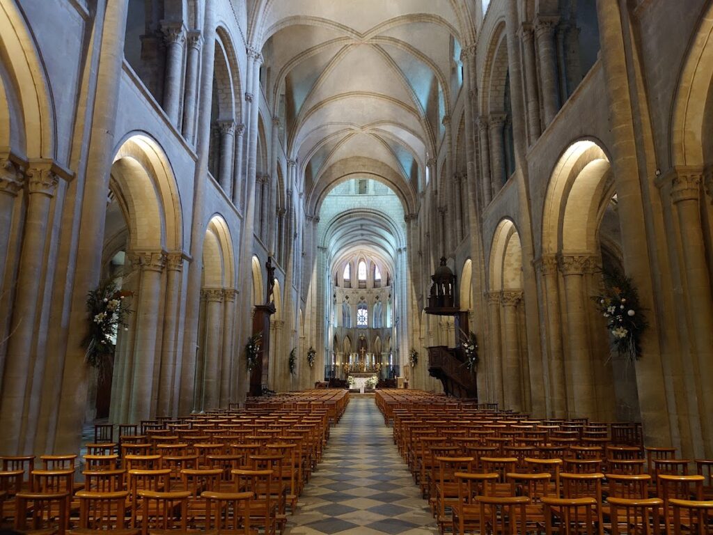 Abbey of Saint-Étienne, Caen: A Norman Benedictine Monastery 5 Abbey of Saint-Étienne, Caen