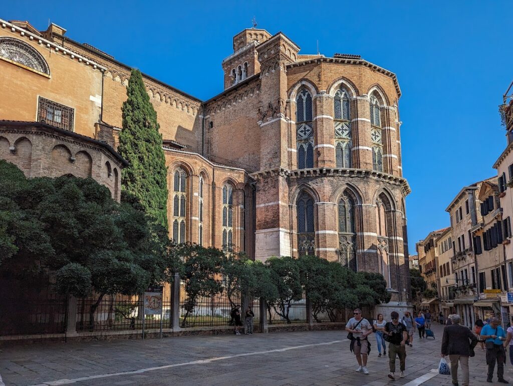 Santa Maria Gloriosa dei Frari: A Venetian Gothic Franciscan Basilica 4 Santa Maria Gloriosa dei Frari