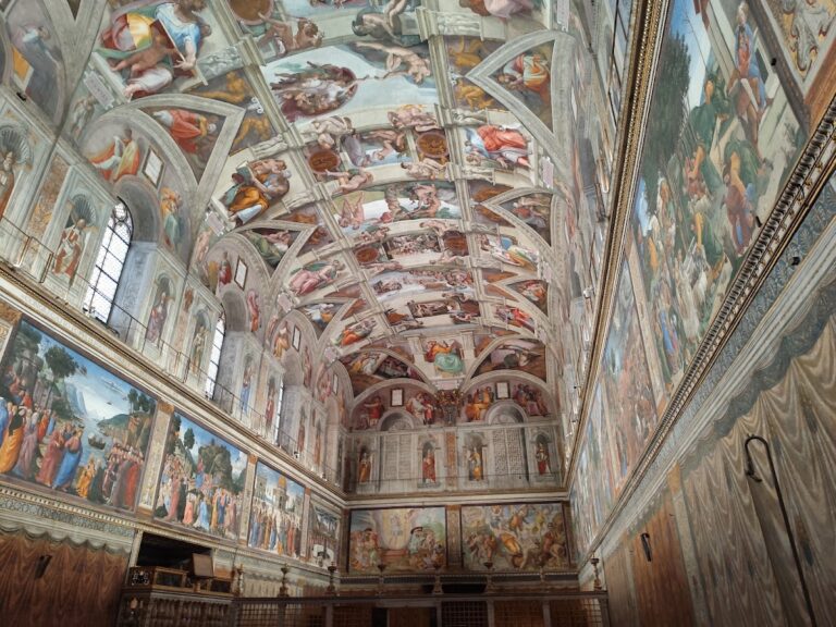 Sistine Chapel: The Papal Chapel and Renaissance Masterpiece in Vatican City
