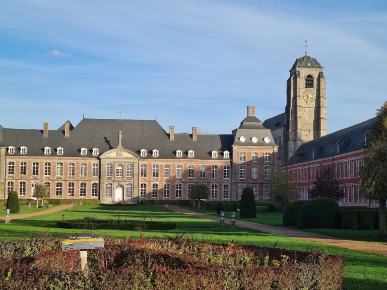 Bonne-Espérance Abbey: A Premonstratensian Monastic and Educational Complex in Belgium
