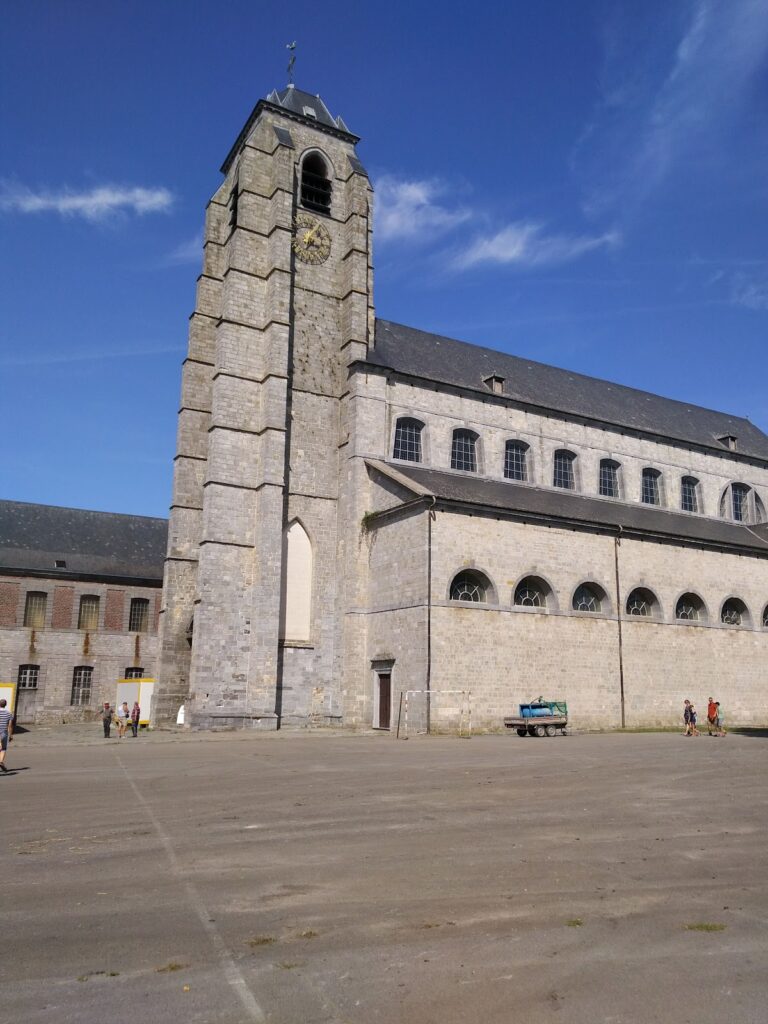 Bonne-Espérance Abbey: A Premonstratensian Monastic and Educational Complex in Belgium 3 Bonne-Espérance Abbey