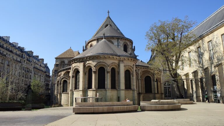 St-Martin-des-Champs Priory: A Cluniac Monastic Complex in Paris