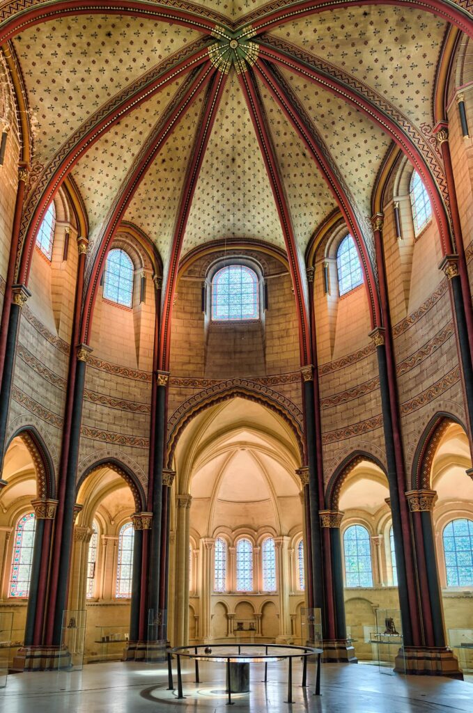 St-Martin-des-Champs Priory: A Cluniac Monastic Complex in Paris 2 St-Martin-des-Champs Priory