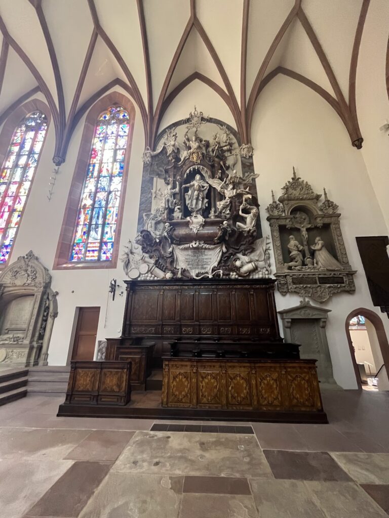Stiftskirche: Baden-Baden’s Dynastic Burial and Parish Church 1 Stiftskirche