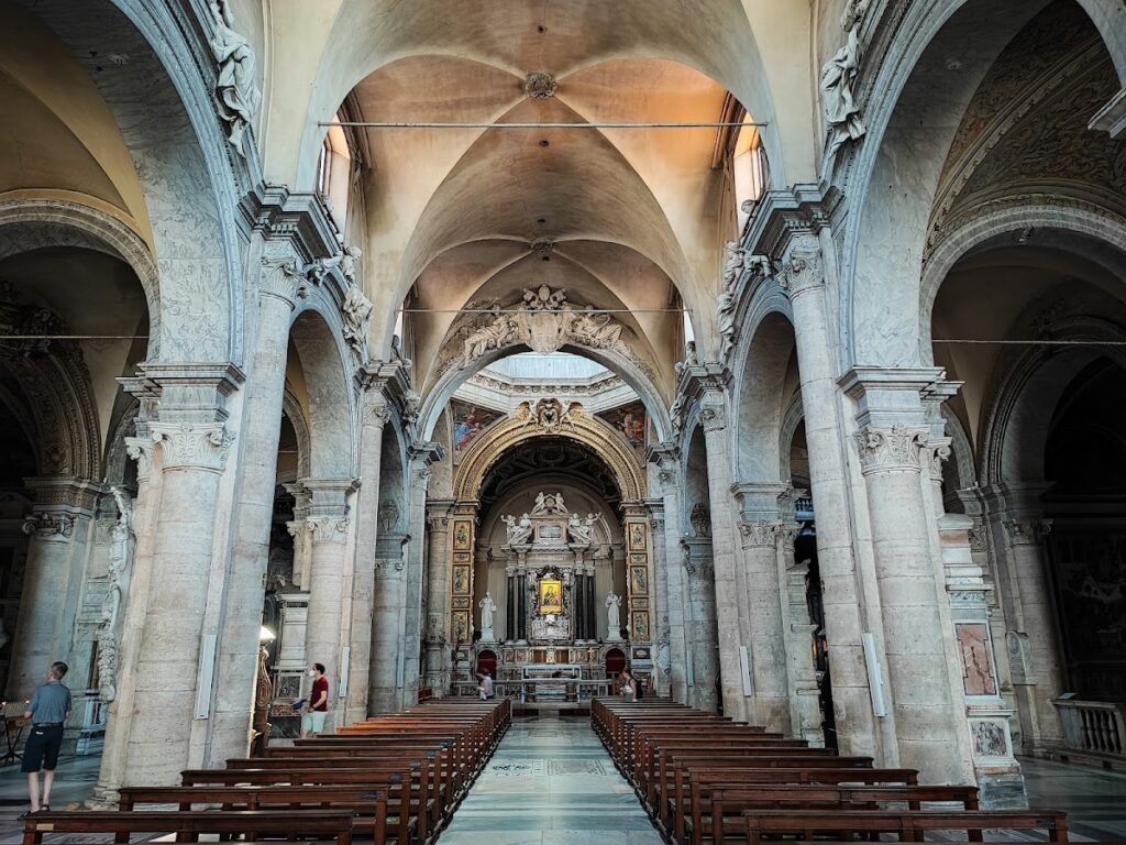 Santa Maria del Popolo: A Renaissance and Baroque Basilica in Rome 4 Santa Maria del Popolo