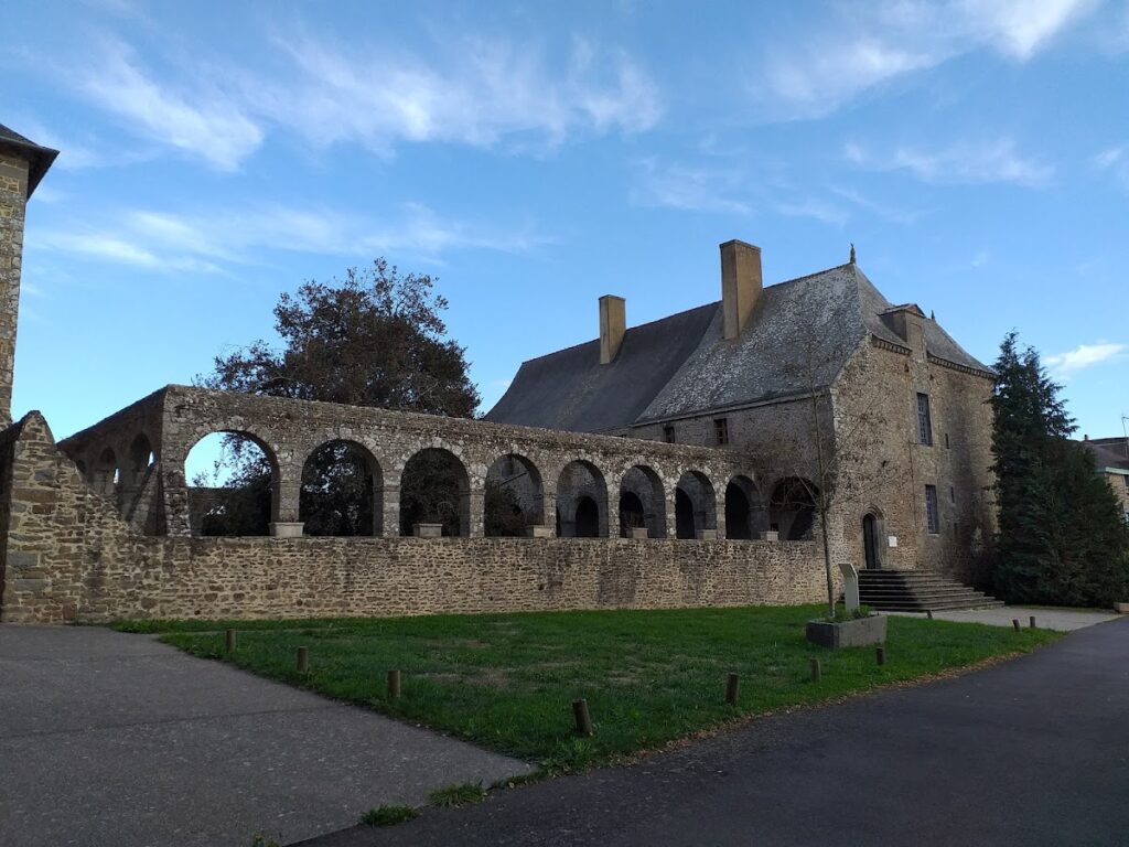 Abbaye Notre-Dame du Tronchet: A Benedictine Monastery in Brittany 2 Abbaye Notre-Dame du Tronchet
