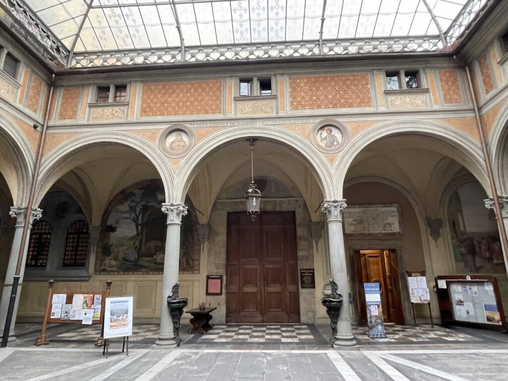 Santissima Annunziata: Florence’s Marian Sanctuary and Servite Basilica 4 Santissima Annunziata