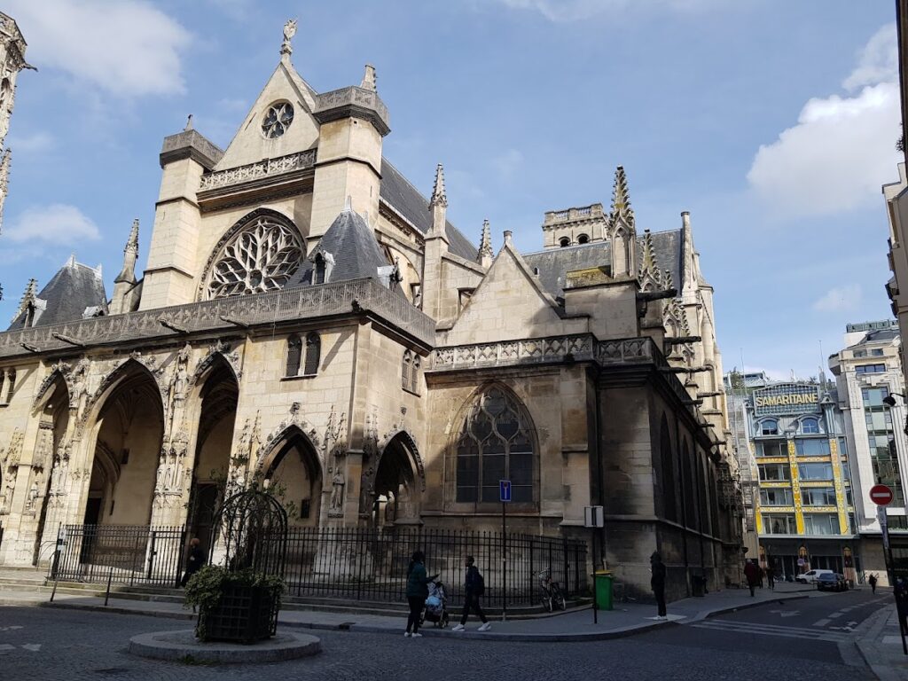 Saint-Germain l'Auxerrois: A Historic Catholic Parish Church in Paris 4 Saint-Germain l'Auxerrois