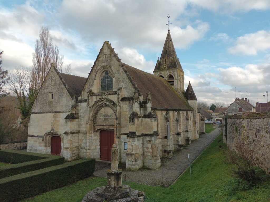 Église Saint-Jean-Baptiste de Saintines: A Medieval Roman Catholic Parish Church in France 1 Église Saint-Jean-Baptiste de Saintines