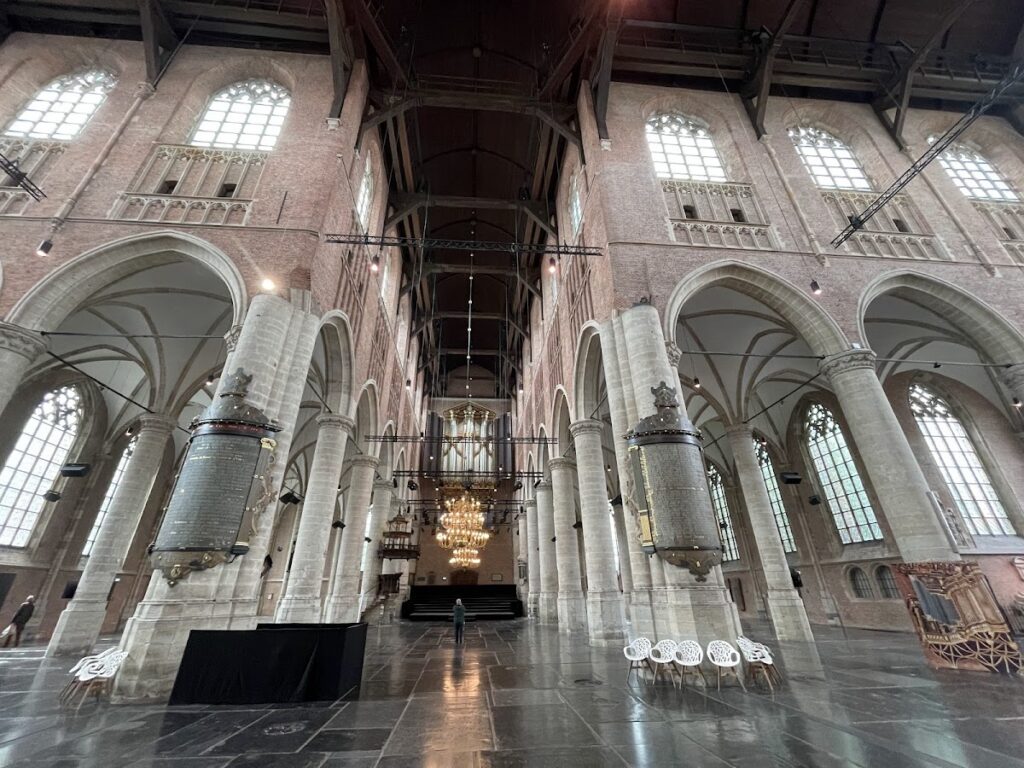 Pieterskerk: Leiden’s Late Gothic Principal Church and University Auditorium 1 Pieterskerk