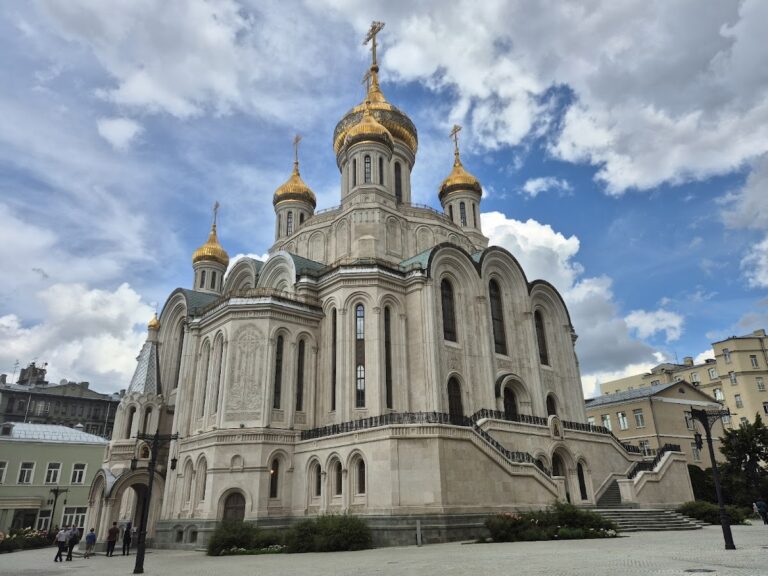 Sretensky Monastery: An Orthodox Monastic Complex in Moscow