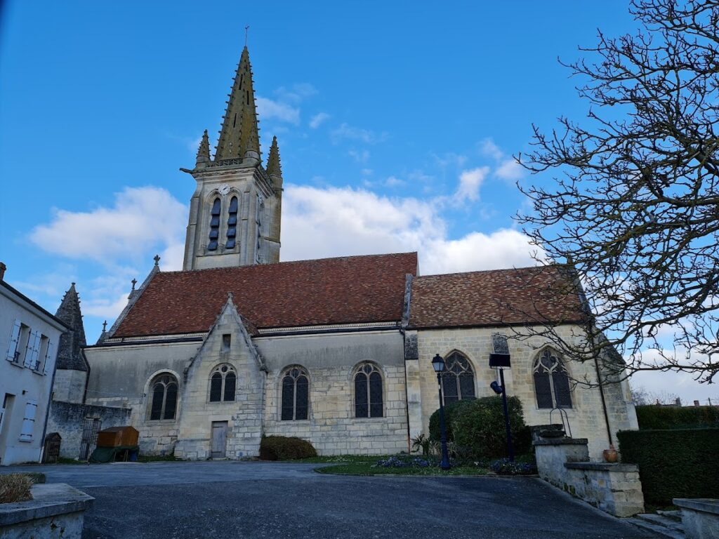 Saint-Vaast Church of Boran-sur-Oise: A Gothic and Flamboyant Parish Church 1 Saint-Vaast Church of Boran-sur-Oise