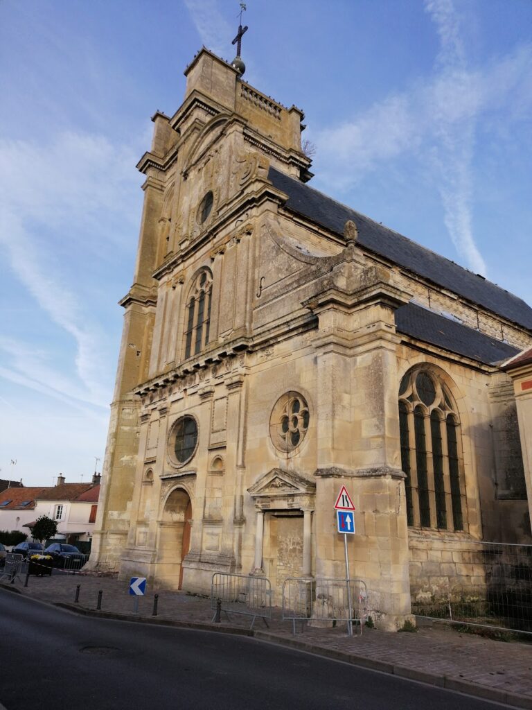 Saint-Vaast Church of Boran-sur-Oise: A Gothic and Flamboyant Parish Church 2 Saint-Vaast Church of Boran-sur-Oise