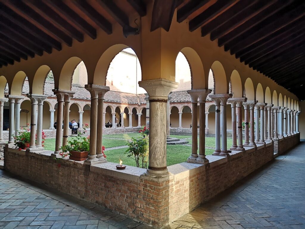 Cenobio di San Vittore: A Romanesque Religious Complex in Bologna 3 cenobio di San Vittore