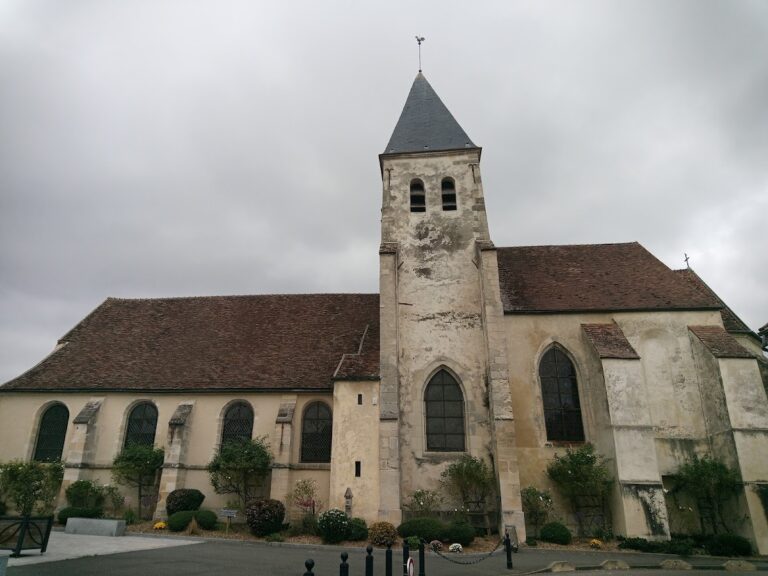Saint Vincent Church of Moussy-le-Neuf: A Roman Catholic Parish Church