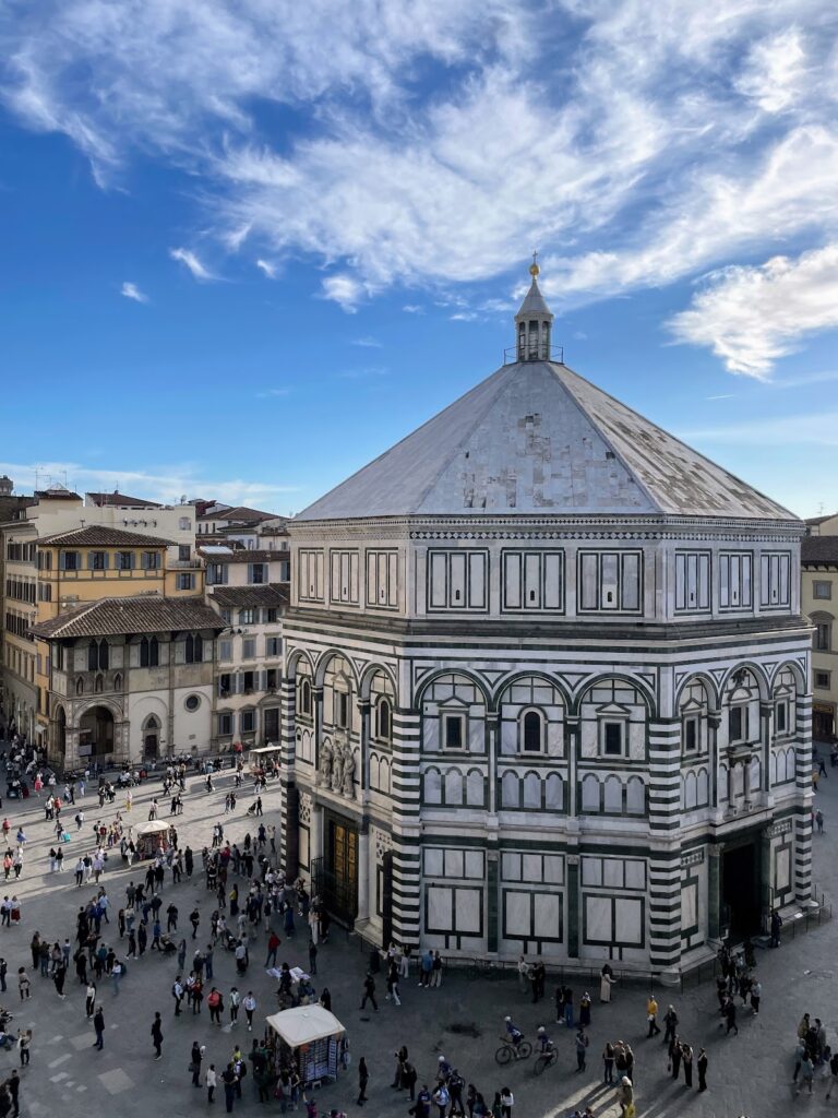 Florence Baptistery: A Florentine Romanesque Baptismal Church 2 Florence Baptistery