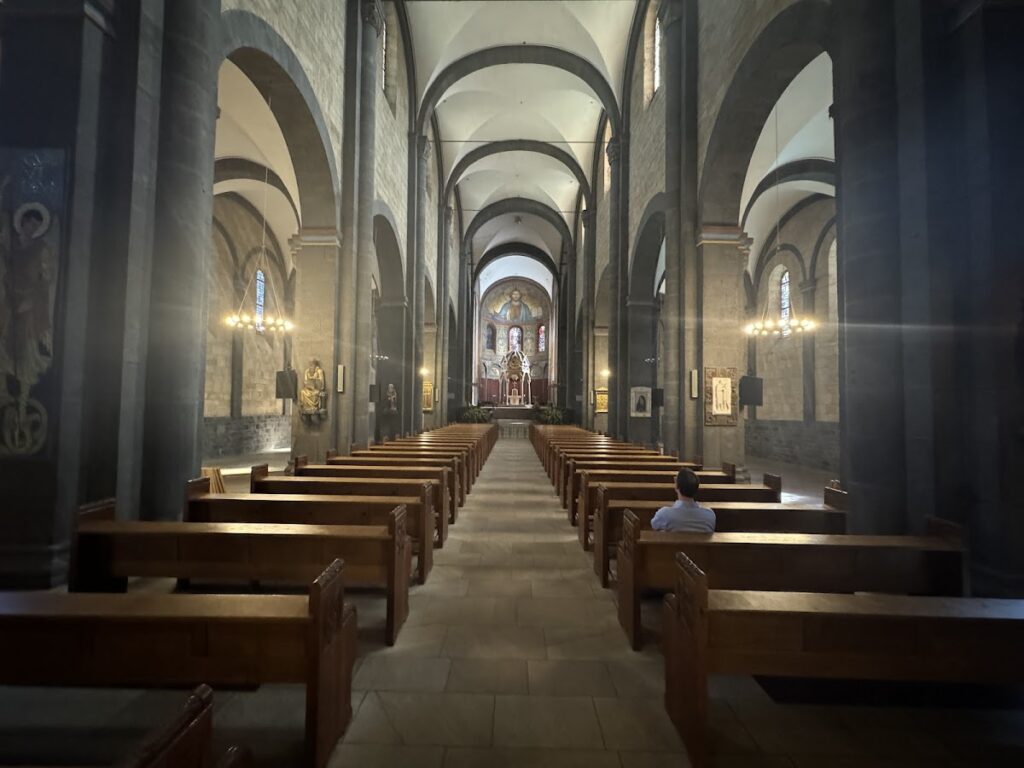 Maria Laach Abbey: A Romanesque Benedictine Monastery in Germany 3 Maria Laach Abbey