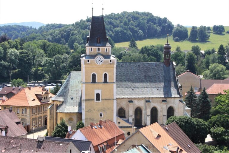 Church of the Finding of the True Cross: Frýdlant’s Parish and Deanery Church