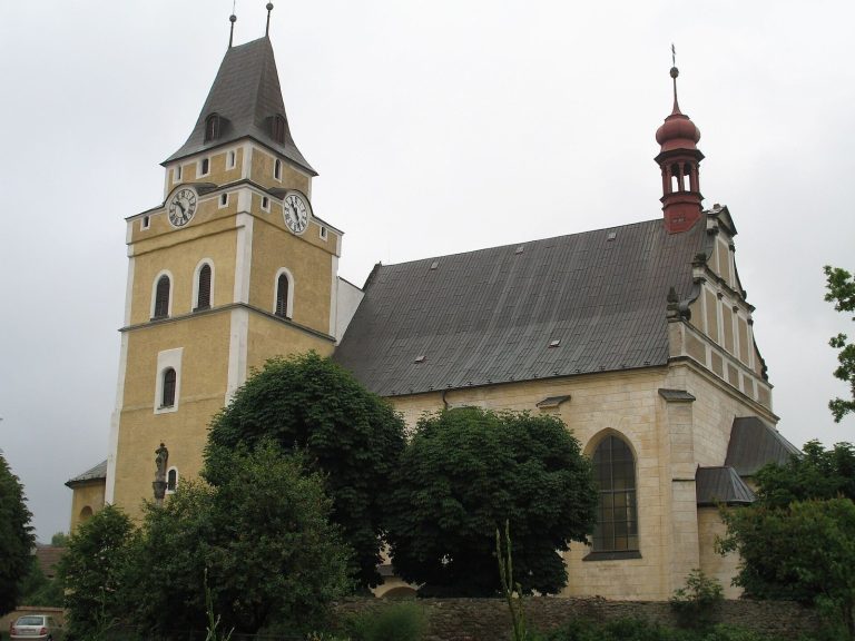 Church of the Finding of the True Cross: Frýdlant’s Parish and Deanery Church