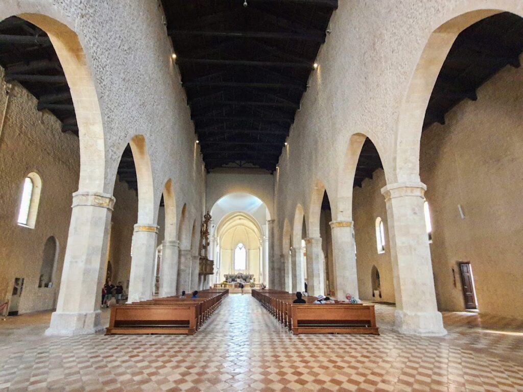 Basilica of St. Mary of Collemaggio: A Papal and Pilgrimage Church in L’Aquila 2 Basilica of St. Mary of Collemaggio