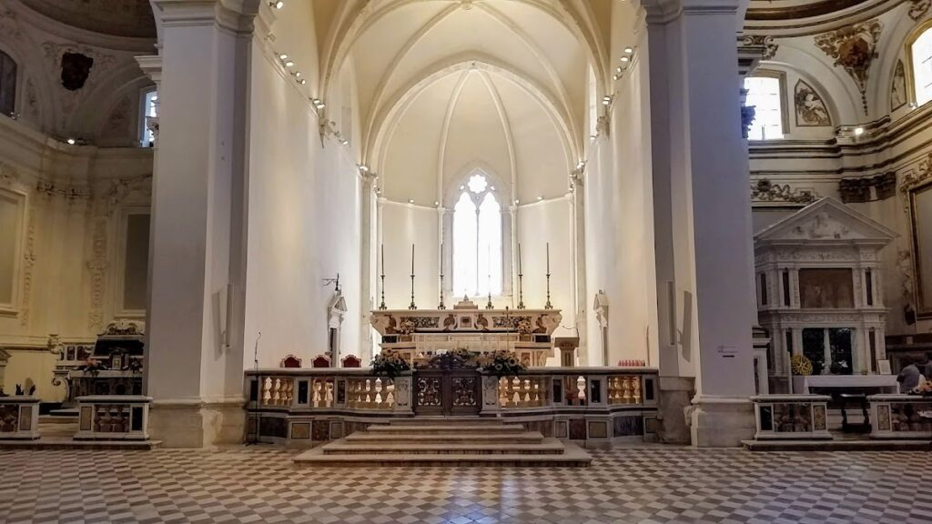 Basilica of St. Mary of Collemaggio: A Papal and Pilgrimage Church in L’Aquila 3 Basilica of St. Mary of Collemaggio