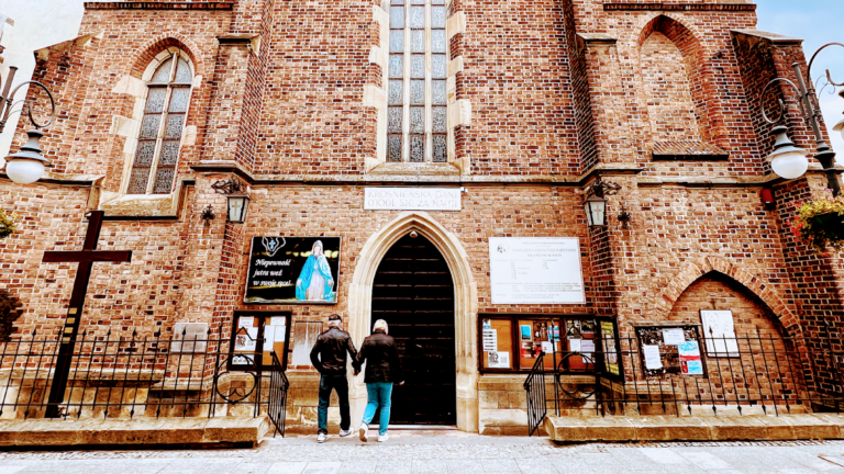 Church of the Franciscan Friars in Krosno: A Gothic Franciscan Complex in Poland