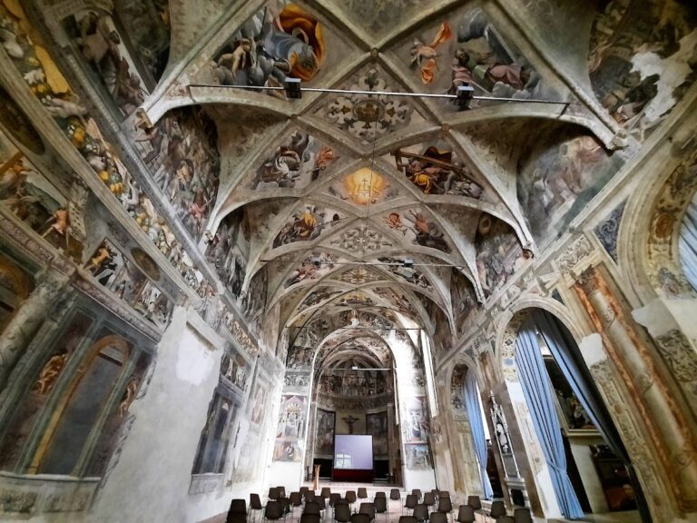 Church of the Holy Body of Christ: A Renaissance and Gothic Church in Brescia, Italy