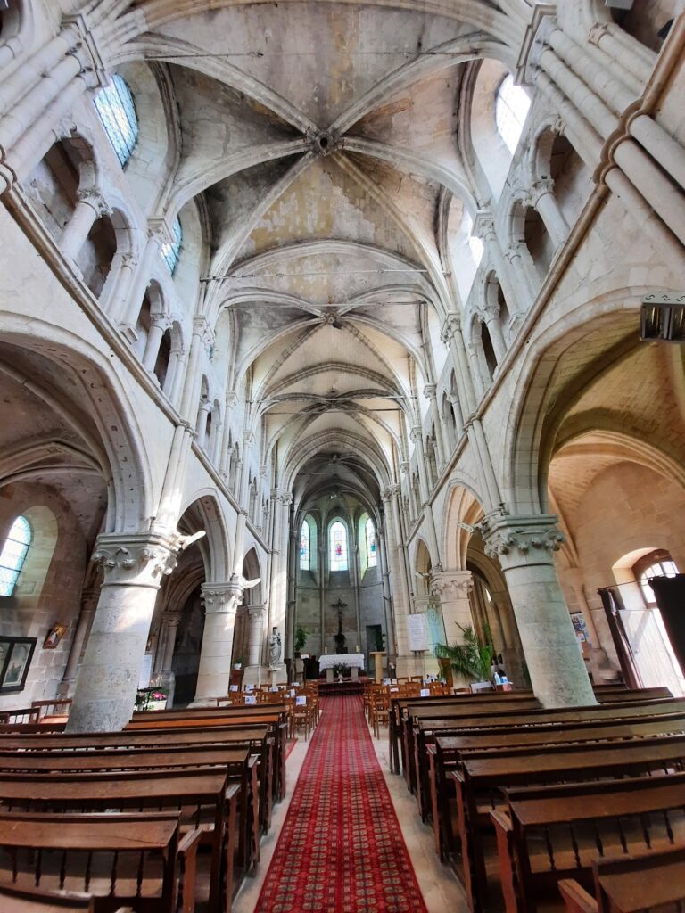 Église Saint-Symphorien de Nesles-la-Vallée: A Romanesque and Early Gothic Parish Church 2 Église Saint-Symphorien de Nesles-la-Vallée