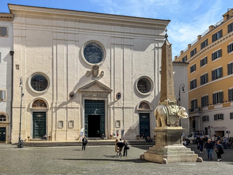 Santa Maria sopra Minerva: A Dominican Gothic Basilica in Rome