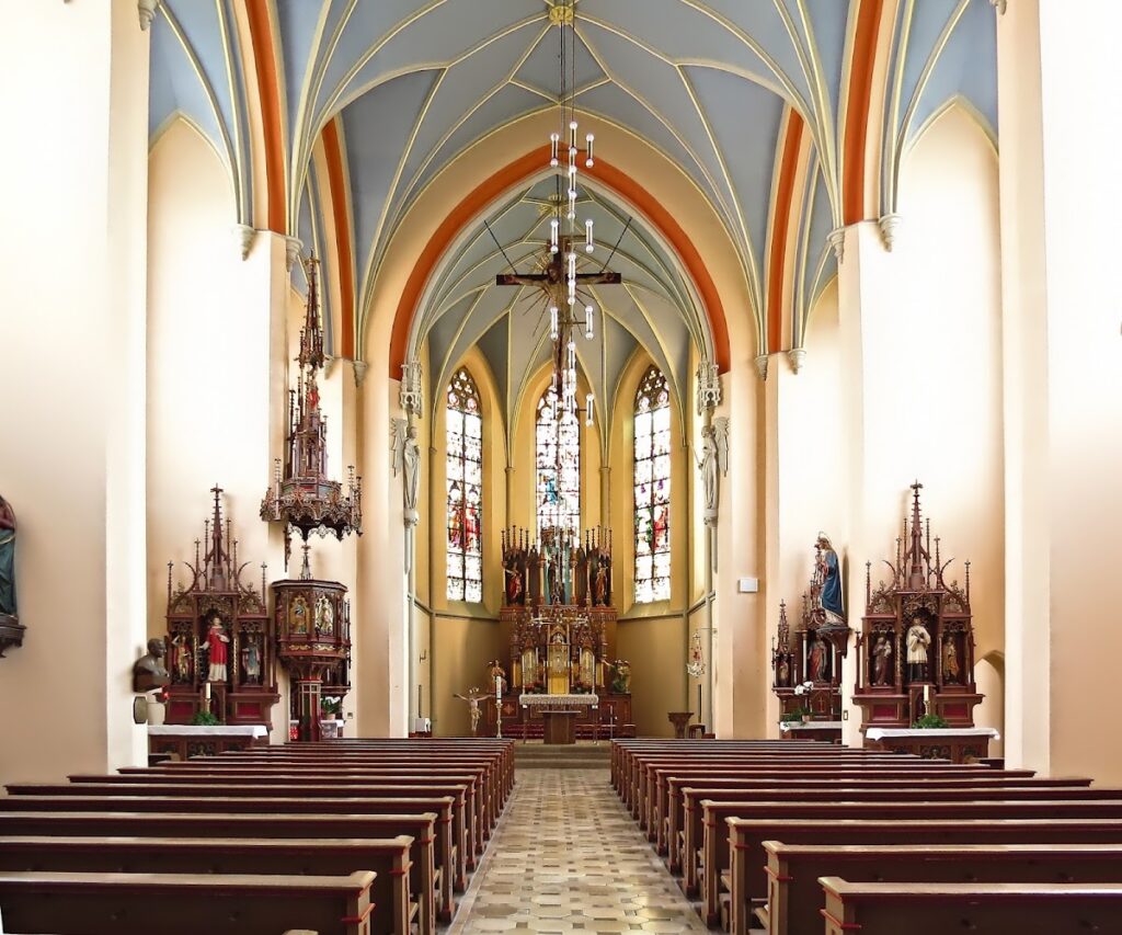St. Marien: The Catholic Town Church of Hof, Germany 2 St. Marien