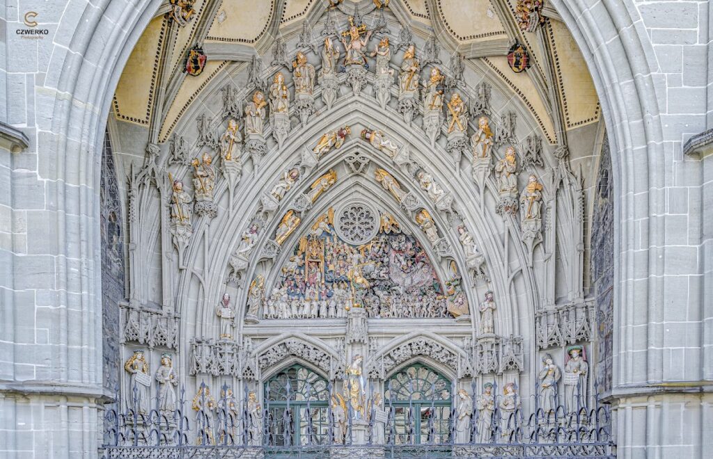 Bern Minster: A Gothic Reformed Church in Switzerland 2 Bern Minster