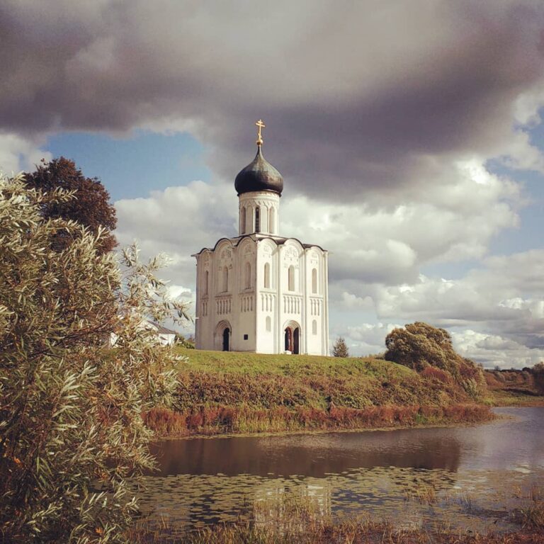 Church of the Intercession on the Nerl: A Twelfth-Century Vladimir-Suzdal Church