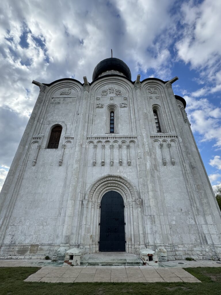 Church of the Intercession on the Nerl: A Twelfth-Century Vladimir-Suzdal Church 3 Church of the Intercession on the Nerl