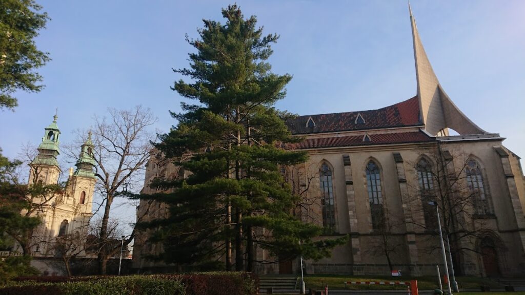 Emmaus Monastery: A Benedictine Abbey of Slavic Tradition in Prague 4 Emmaus Monastery