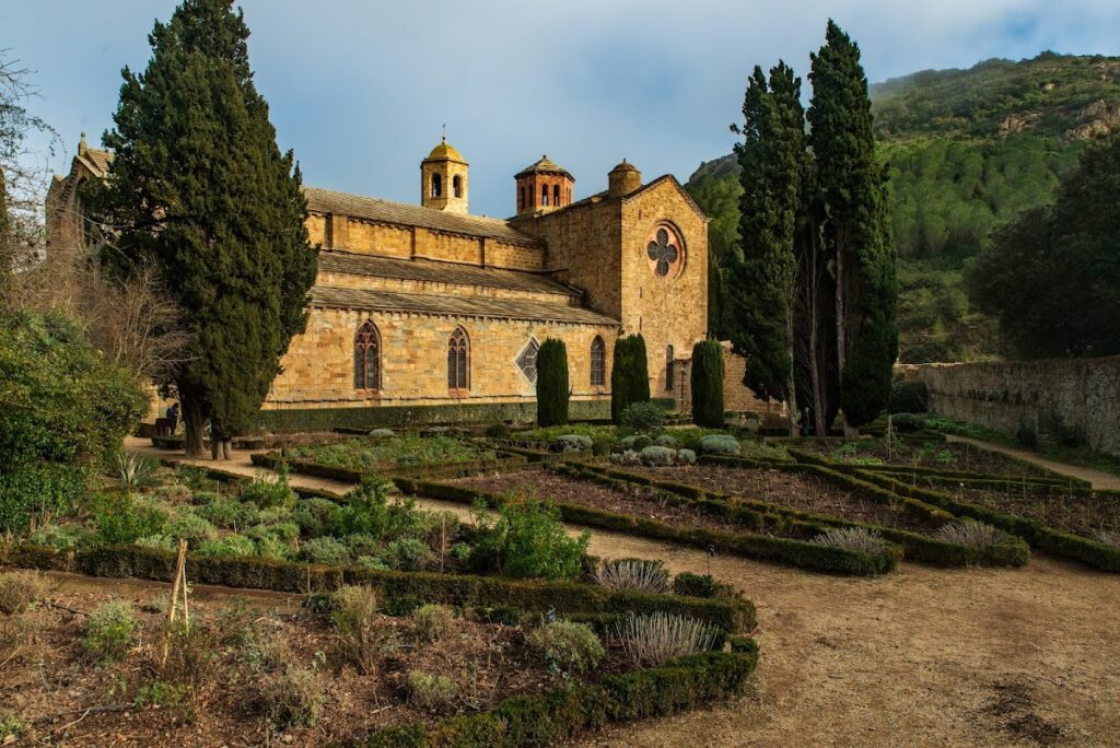 Fontfroide Abbey: A Cistercian Monastic Complex near Narbonne 3 Fontfroide Abbey