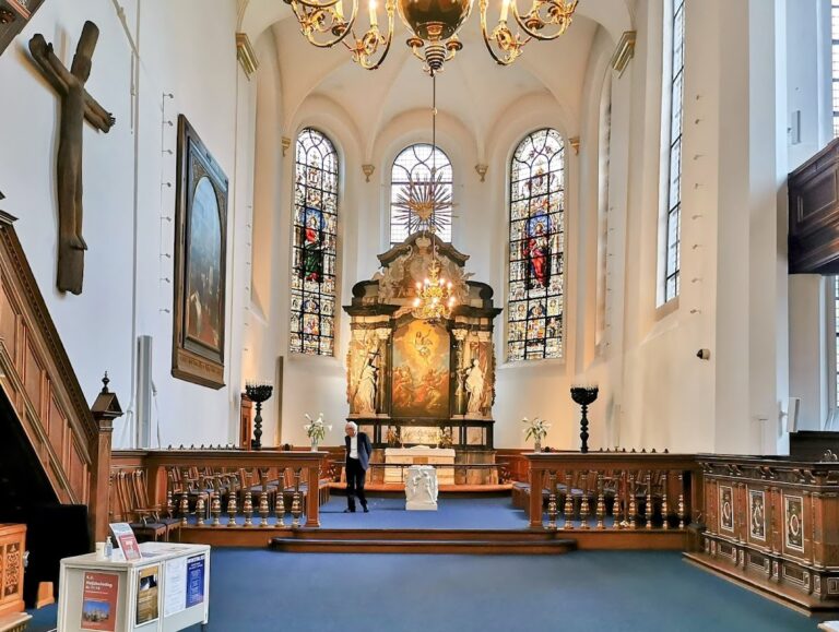 Church of the Holy Ghost: A Lutheran Parish Church in Copenhagen