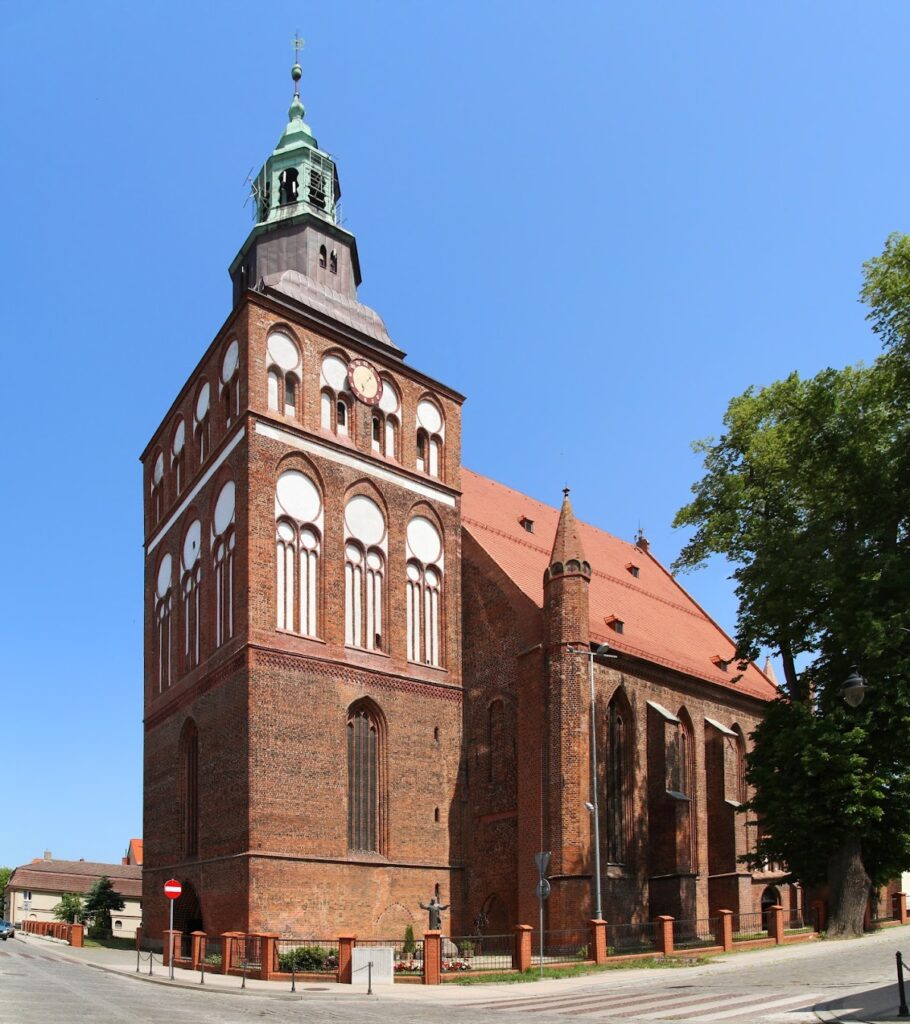 Church of the Assumption of the Blessed Virgin Mary in Gryfice: A Brick Gothic Parish Church 1 Church of the Assumption of the Blessed Virgin Mary in Gryfice