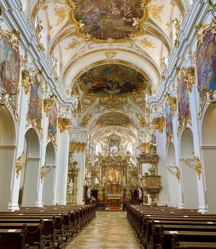Basilica of the Nativity of Our Lady, Regensburg: Collegiate Church and Ancient Chapel 1 Basilica of the Nativity of Our Lady, Regensburg