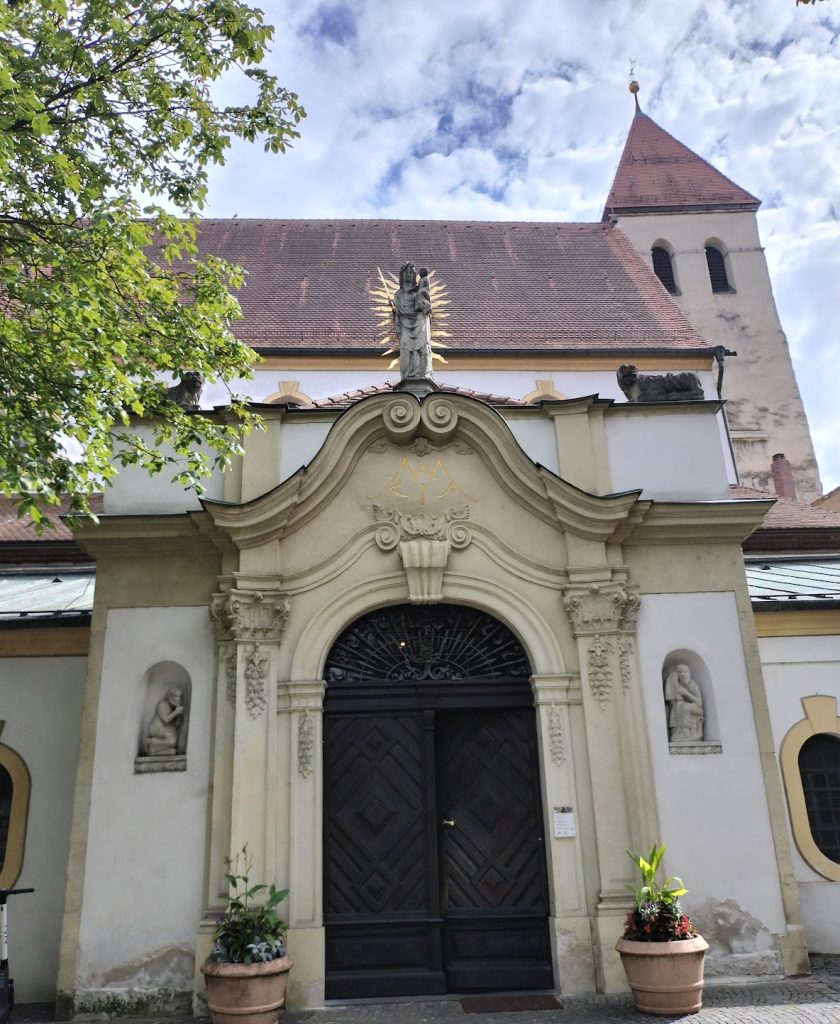 Basilica of the Nativity of Our Lady, Regensburg: Collegiate Church and Ancient Chapel 2 Basilica of the Nativity of Our Lady, Regensburg
