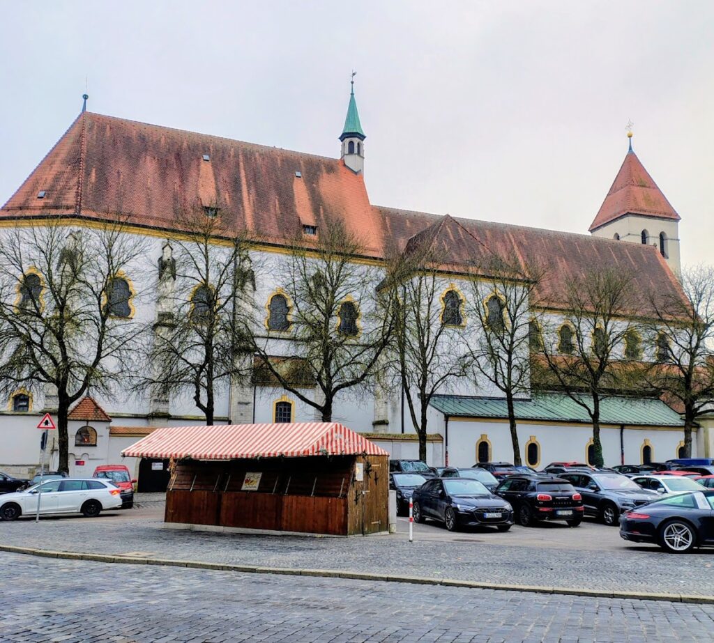 Basilica of the Nativity of Our Lady, Regensburg: Collegiate Church and Ancient Chapel 3 Basilica of the Nativity of Our Lady, Regensburg