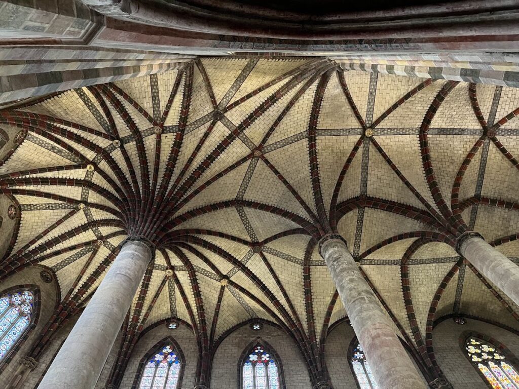 Monastery of the Jacobins: A Dominican Gothic Complex in Toulouse 4 Monastery of the Jacobins