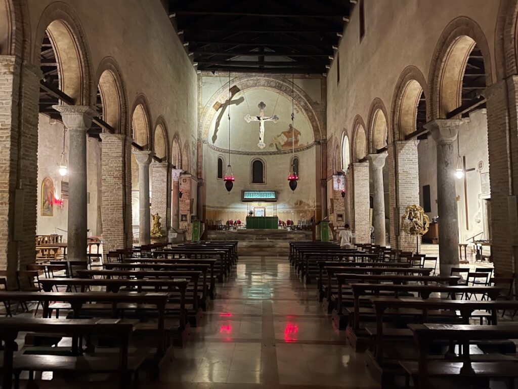 Caorle Cathedral: A Romanesque and Byzantine-Ravennate Cathedral in Italy 2 Caorle Cathedral