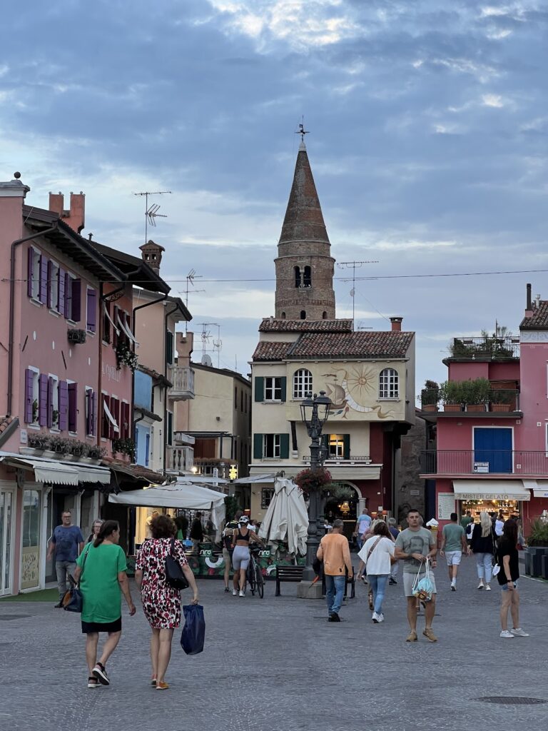 Caorle Cathedral: A Romanesque and Byzantine-Ravennate Cathedral in Italy 3 Caorle Cathedral