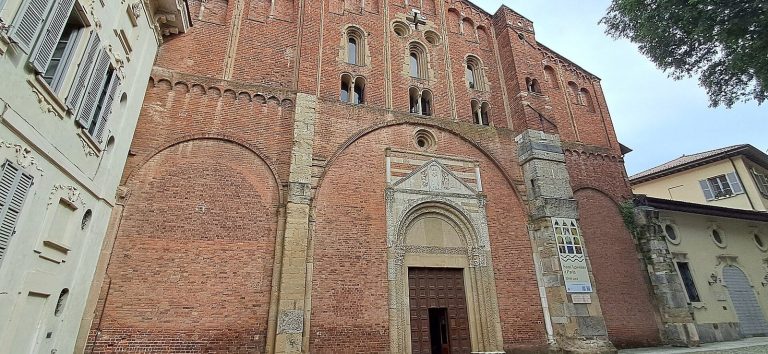 San Pietro in Ciel d’Oro: A Lombard Romanesque Basilica in Pavia