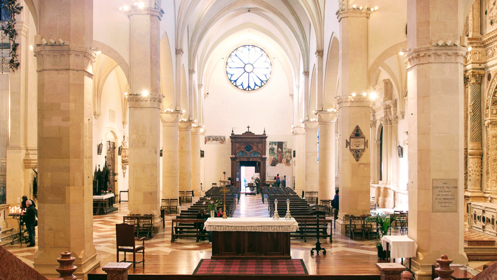Santa Corona: A Dominican Church and Holy Thorn Sanctuary in Vicenza 1 Santa Corona