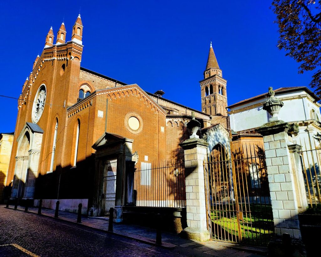 Santa Corona: A Dominican Church and Holy Thorn Sanctuary in Vicenza 2 Santa Corona