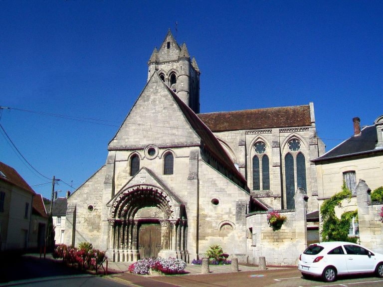 Église Saint-Pierre-et-Saint-Paul de Villers-Saint-Paul: A Roman Catholic Parish Church in France