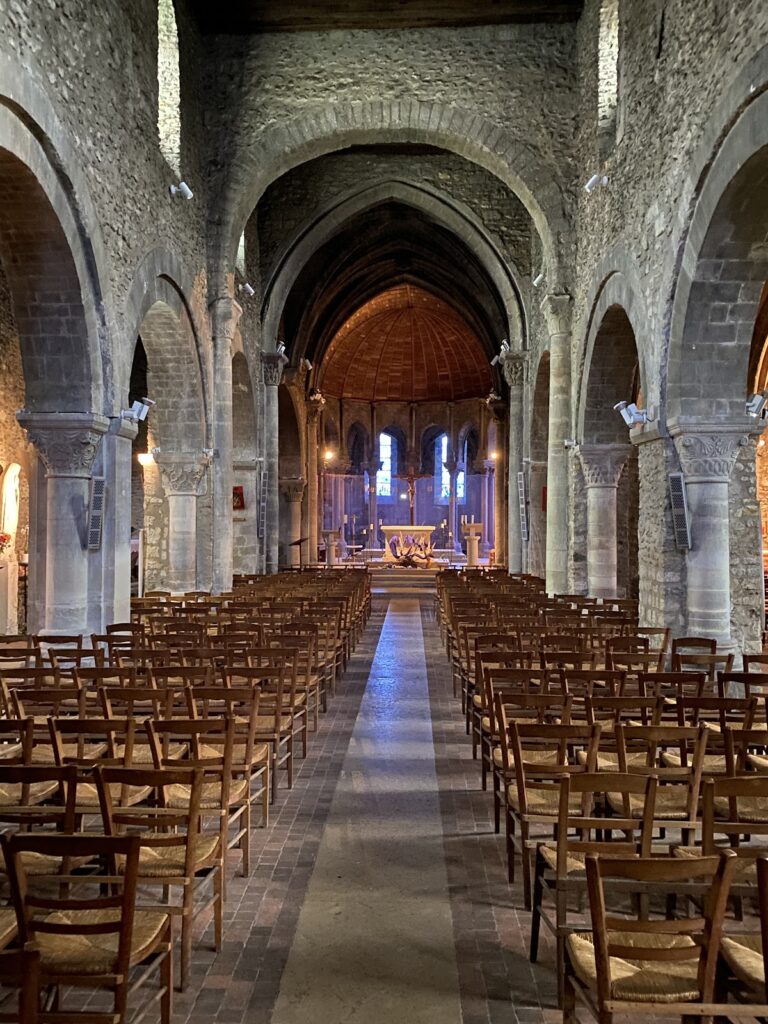 Church of Notre-Dame and Saint Eugène of Deuil-la-Barre: A Historic Parish and Priory Church 2 église Notre-Dame-et-Saint-Eugène de Deuil-la-Barre