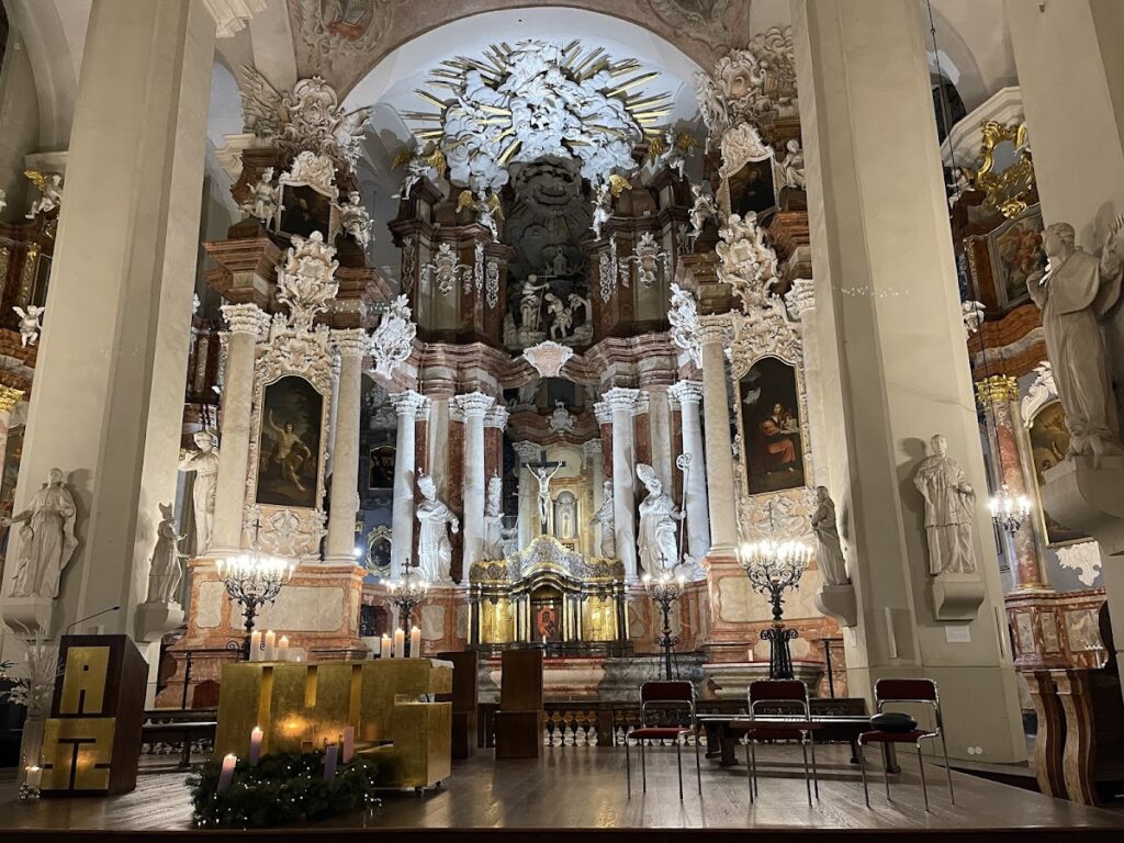 Church of St. Johns, Vilnius: A University and Jesuit Church in Lithuania 1 Church of St. Johns, Vilnius